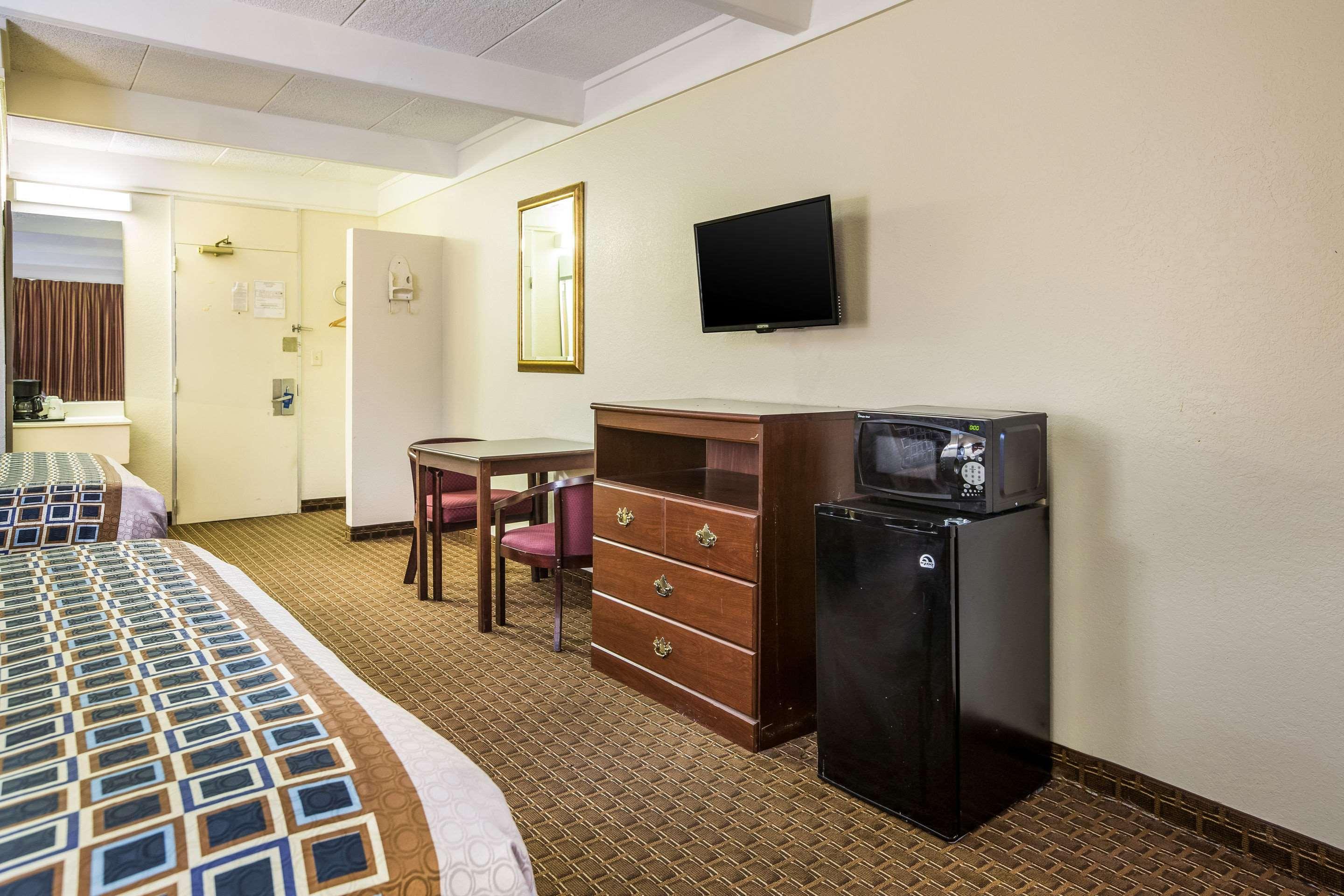 Super 8 By Wyndham Macon Ga Ξενοδοχείο Εξωτερικό φωτογραφία