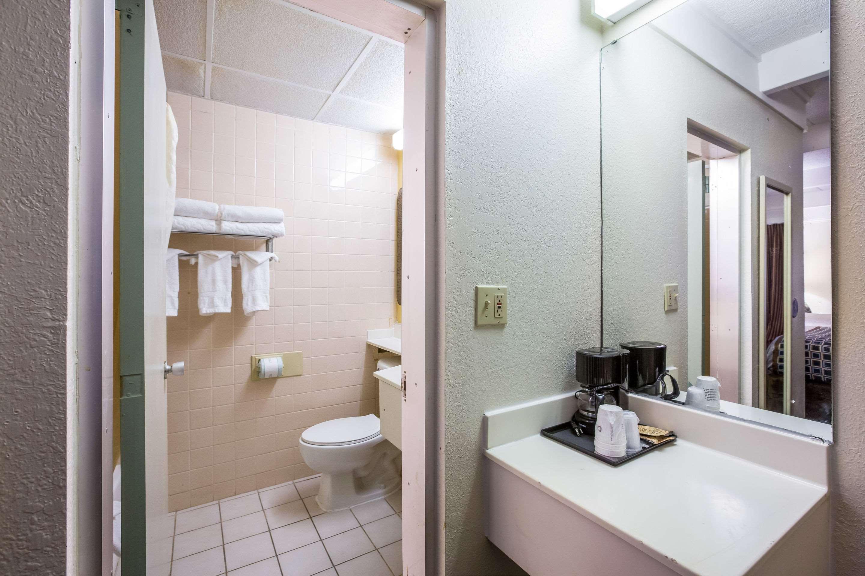 Super 8 By Wyndham Macon Ga Ξενοδοχείο Εξωτερικό φωτογραφία