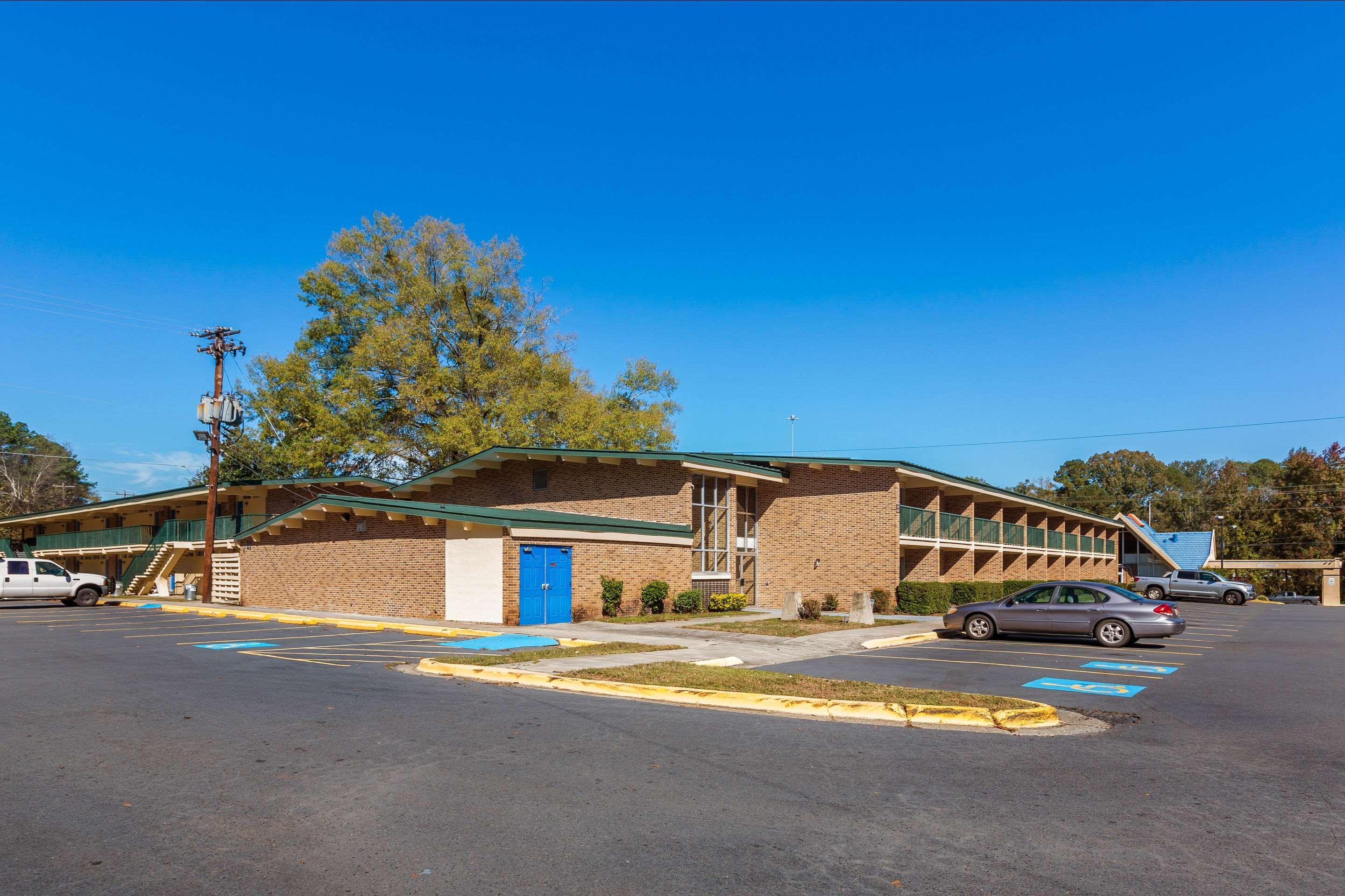 Super 8 By Wyndham Macon Ga Ξενοδοχείο Εξωτερικό φωτογραφία